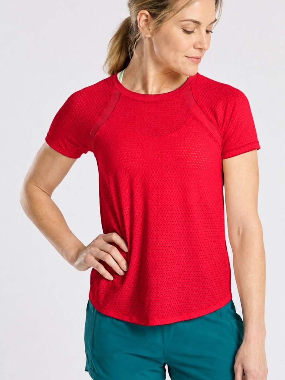ATHLETA Chi Dot Mesh Train Short Sleeve Tee Shirt Red Size Medium